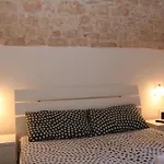La Dimora Gigante Nocleg ze śniadaniem Castellana Grotte