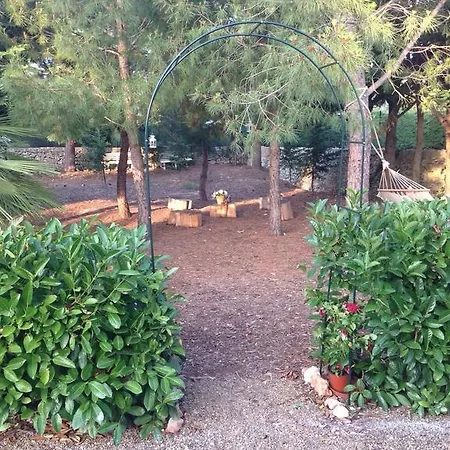 La Dimora Gigante Bed & Breakfast
