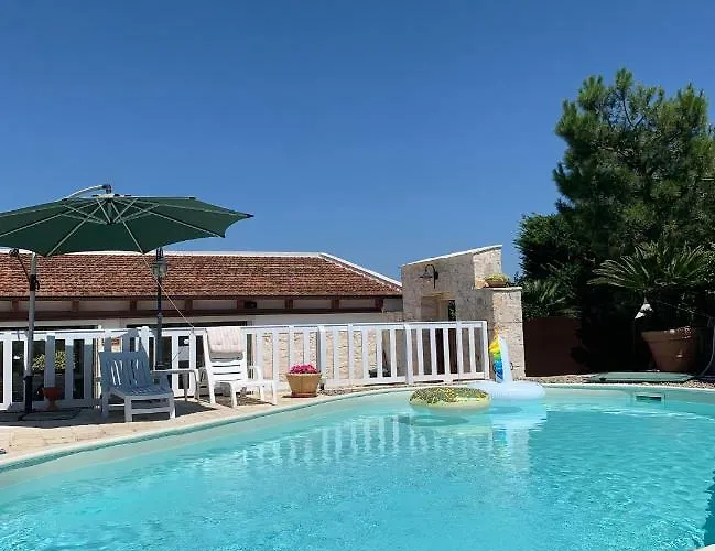 La Dimora Gigante B&B 카스텔라나그로테